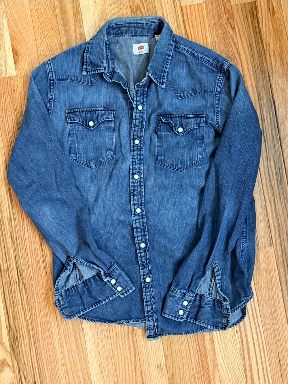 Levi's Light Blue Denim Shirt with Red Logo